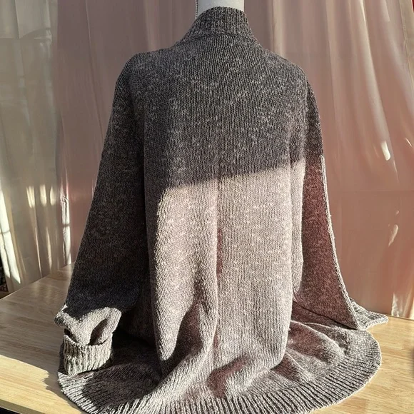 CAbi Cardigan Open Front Rounded Bottom - Picture 6 of 9